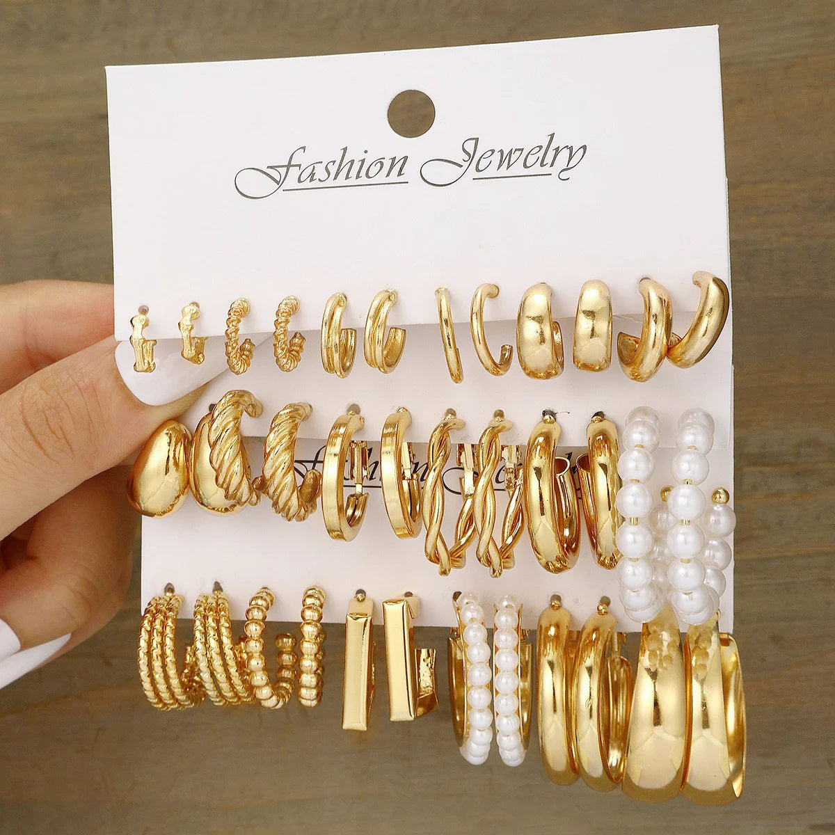 Fashion Geometric Hoop Earrings Set for Women Vintage Bohemian Pearl Gold Color round Earring Punk Daily Wear Jewelry Gifts 2025