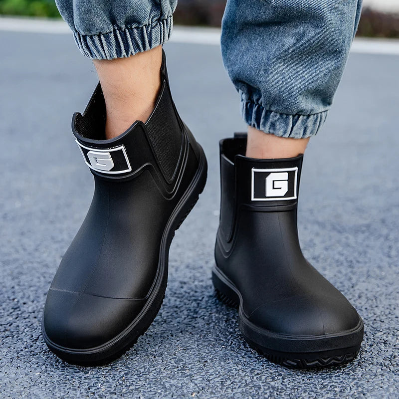 Men's Short-Tube Non-Slip Rain Boots, Fashionable Low-Top Water Shoes, Pvc One-Piece Molded Rain Boots, Waterproof Shoes for Farm Work