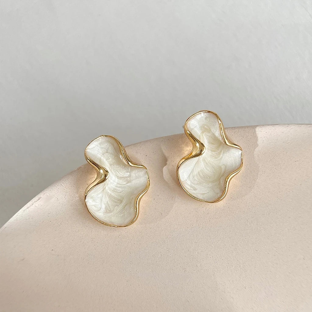 Women Abstract Cloud Color Stud Earrings Minimal Fashion Jewelry