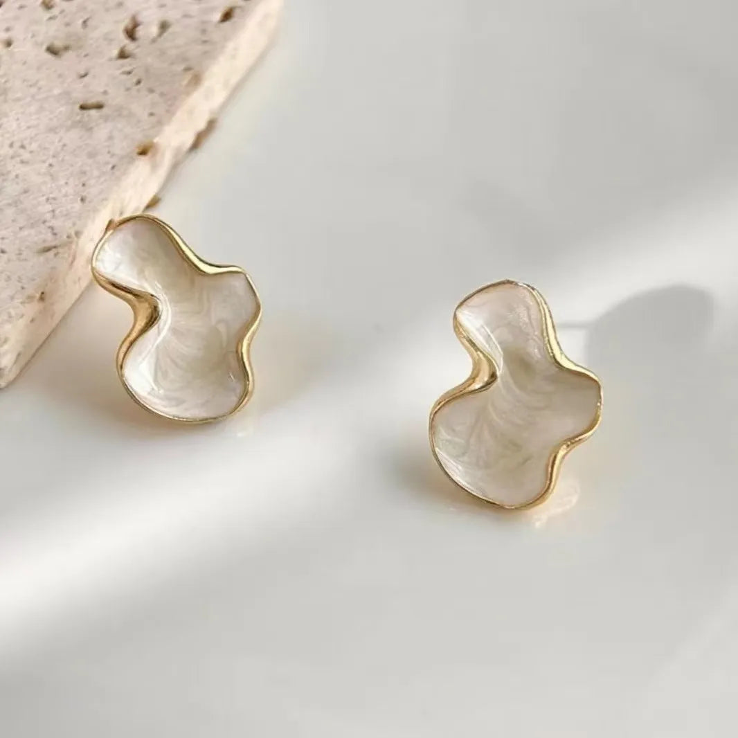 Women Abstract Cloud Color Stud Earrings Minimal Fashion Jewelry