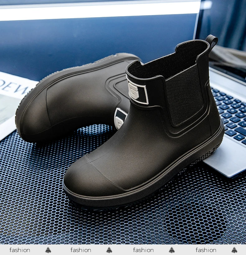 Men's Short-Tube Non-Slip Rain Boots, Fashionable Low-Top Water Shoes, Pvc One-Piece Molded Rain Boots, Waterproof Shoes for Farm Work
