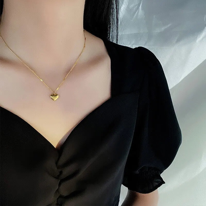 Women Gold Peach Heart Engraved Love Necklace Collarbone Chain