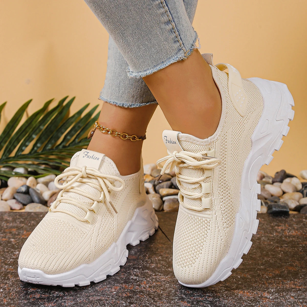 Women Breathable Single-Mesh Shoes