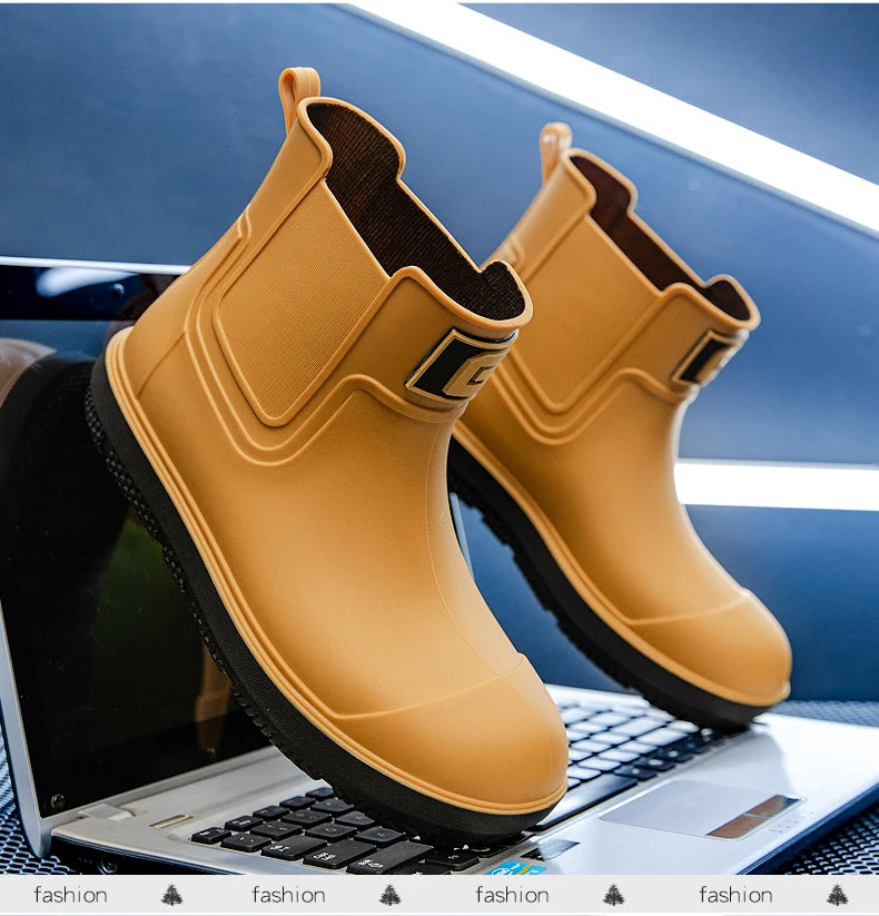 Men's Short-Tube Non-Slip Rain Boots, Fashionable Low-Top Water Shoes, Pvc One-Piece Molded Rain Boots, Waterproof Shoes for Farm Work
