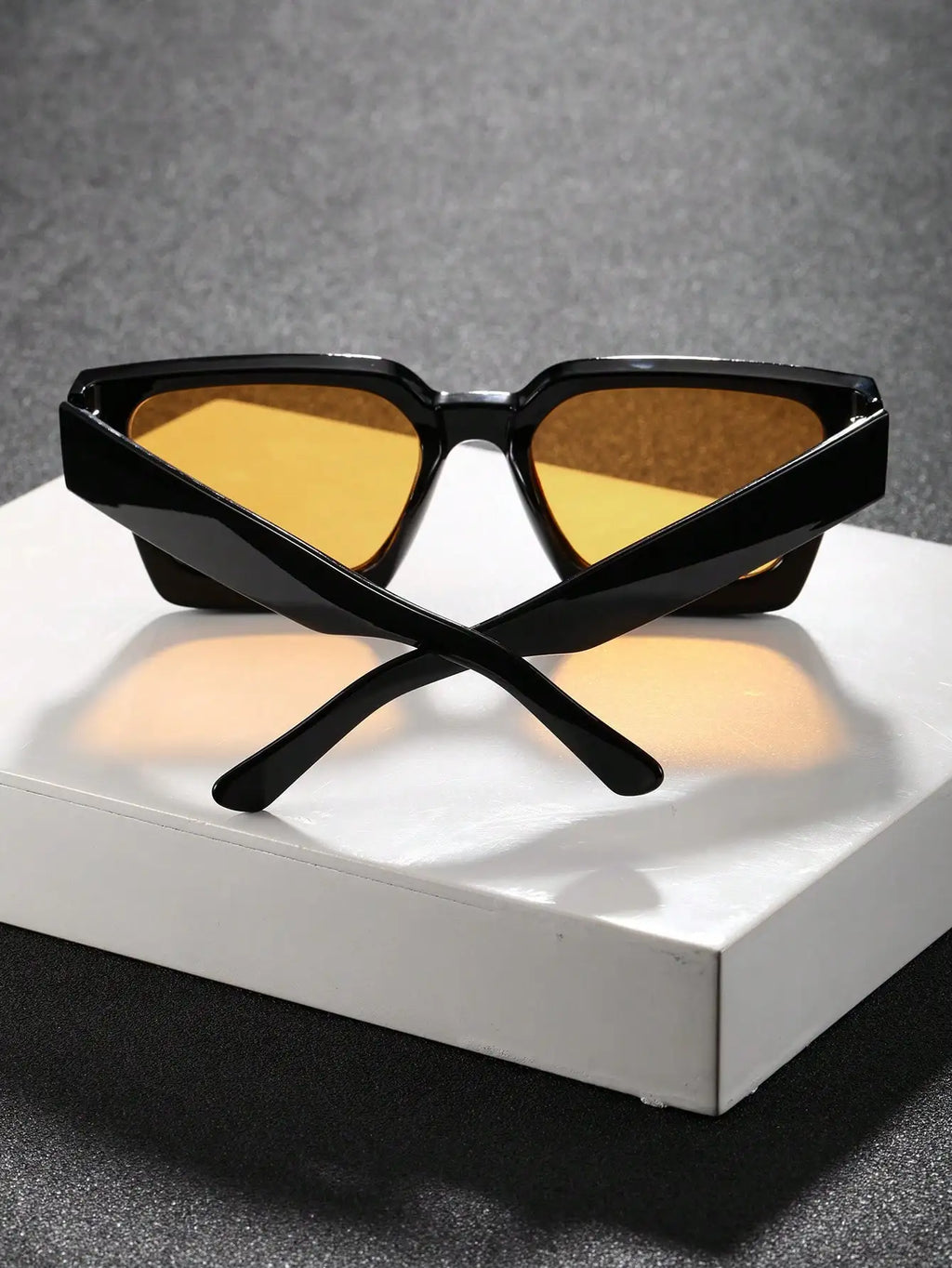 Men Classic Square Frame Fashion Sunglasses Eyewear