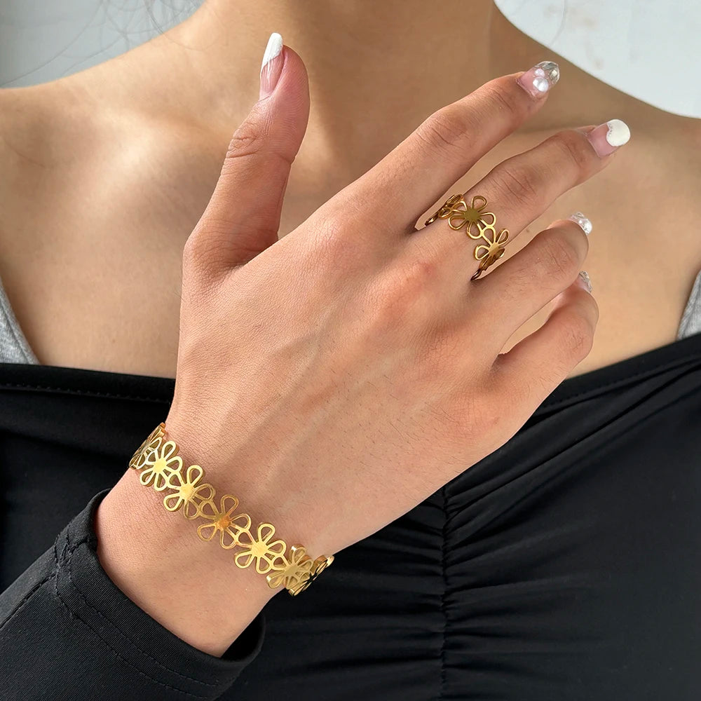 Women Stainless Steel Flower Bracelet Ring Set Retro Jewelry