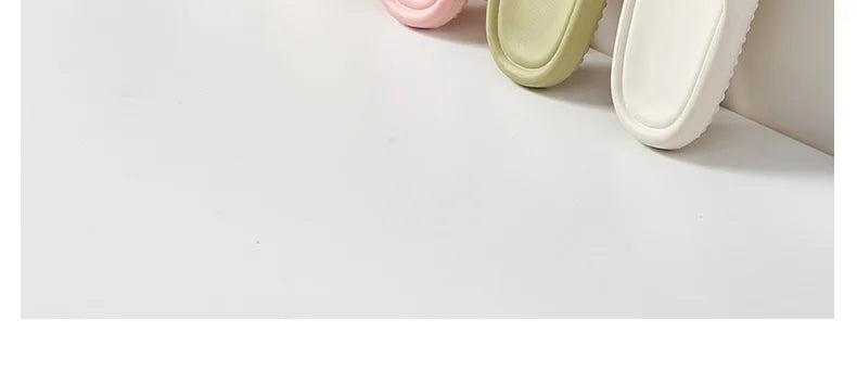 Men's Classy  Slippers for Women's Home Use Thick-Soled Indoor Summer Bread Sandals for Men's Couples Bathroom Bathing Non-Slip Slippers