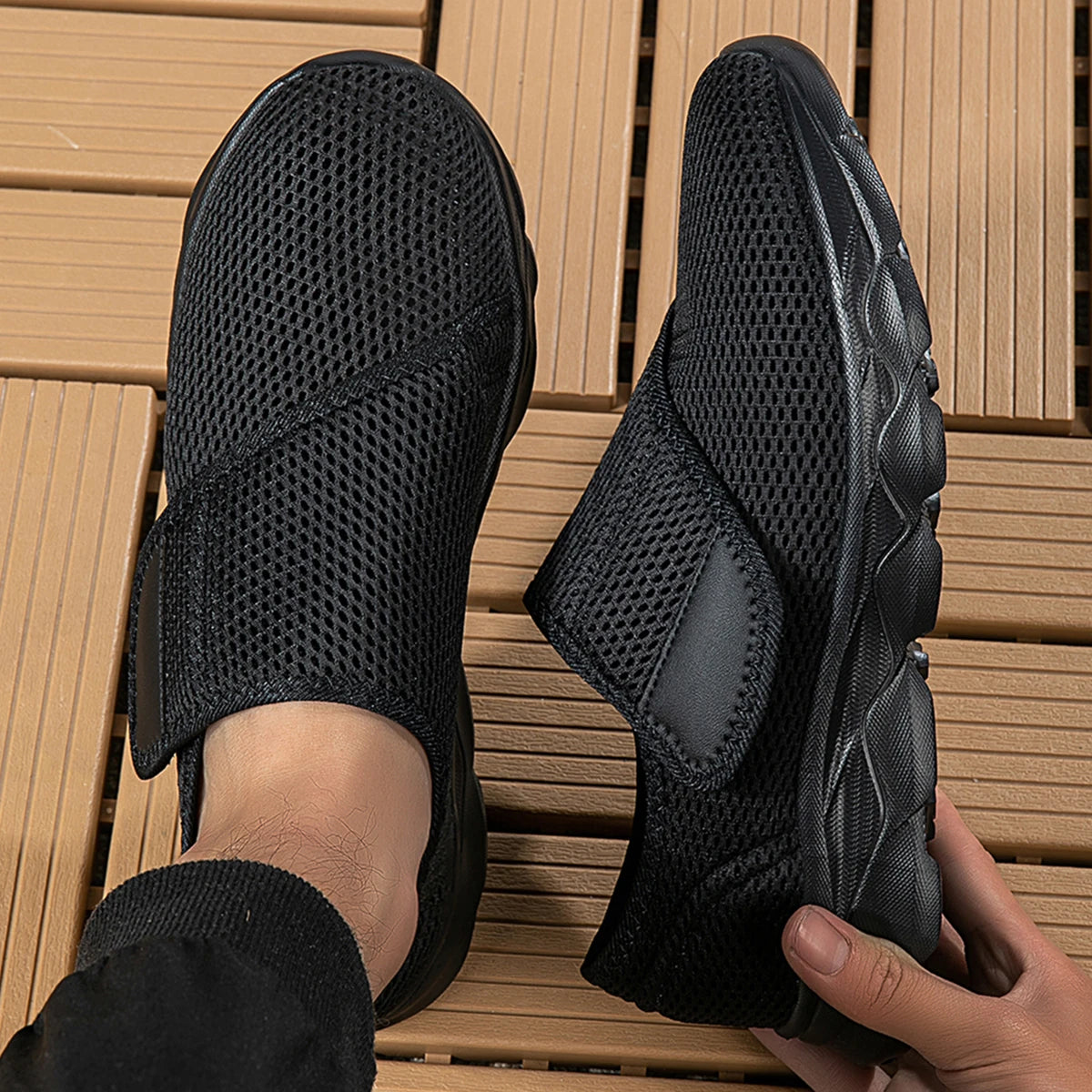 Women Wide Feet Walking Shoes