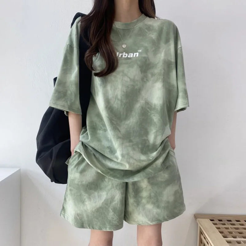 Women Tie Dye T Shirt and Shorts 2 Piece Set Outdoor Summer Outfit