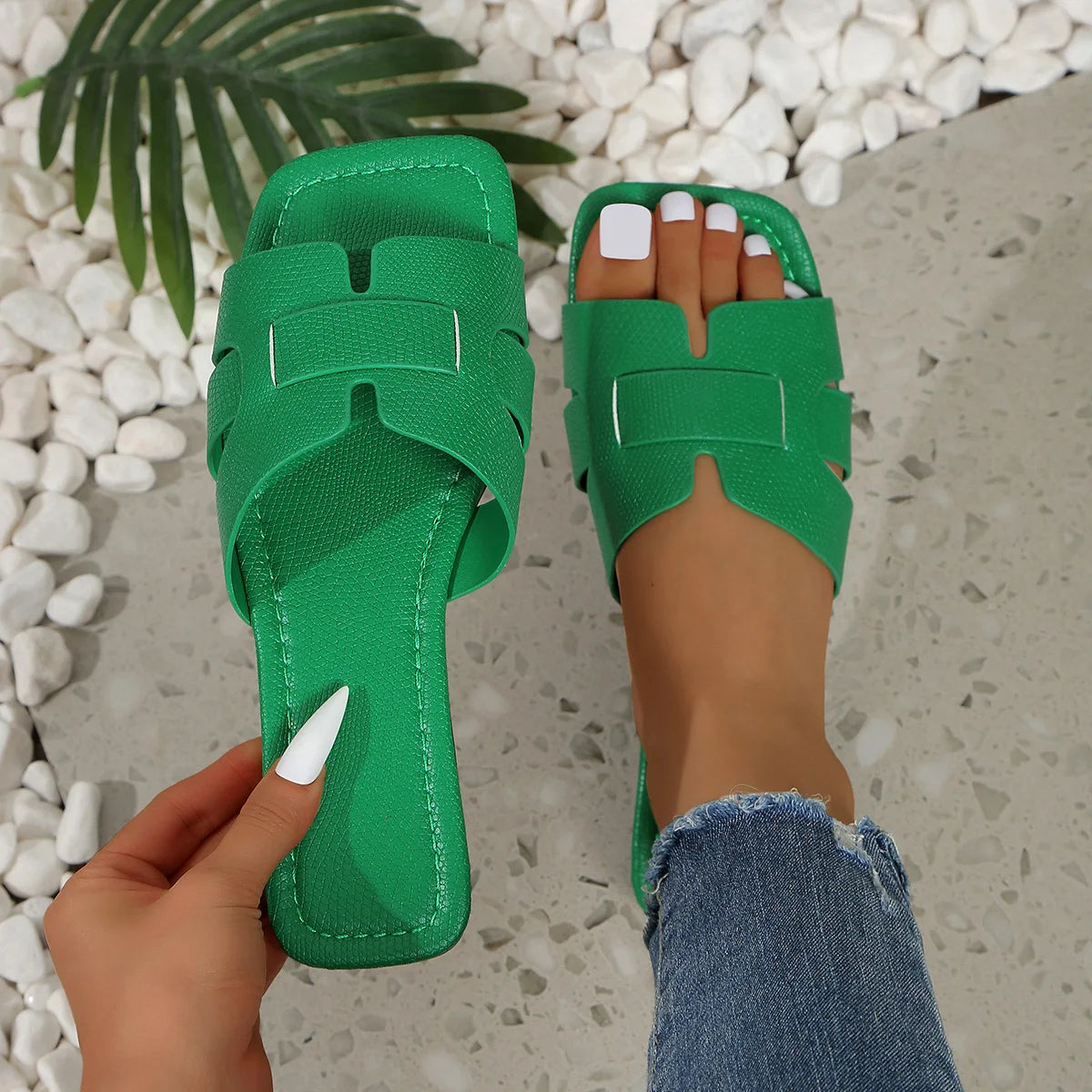 Women Summer Fashion Open-Toe Design Flat Sandals