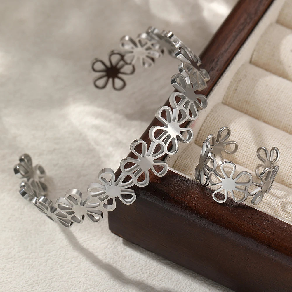 Women Stainless Steel Flower Bracelet Ring Set Retro Jewelry