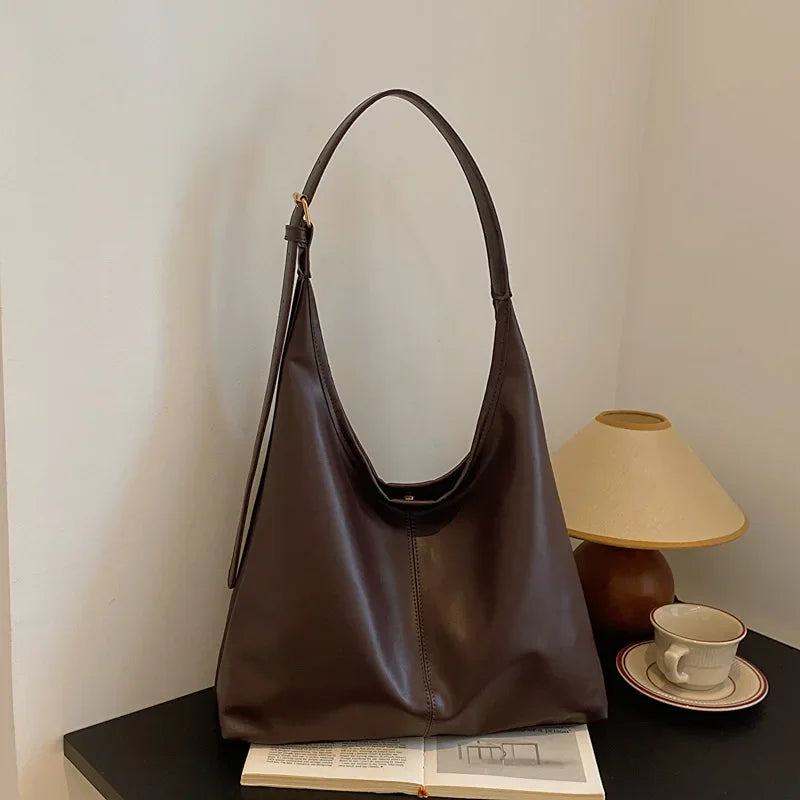 Retro Large Capacity Handmade Tote Shoulder Bag for Women