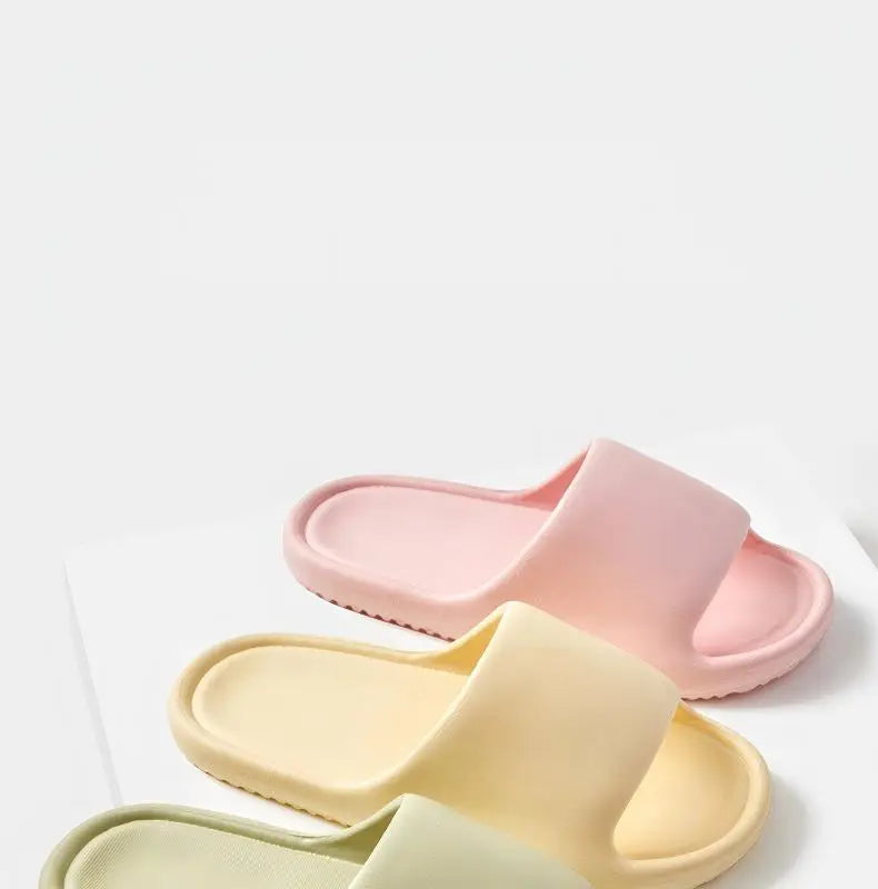 Men's Classy  Slippers for Women's Home Use Thick-Soled Indoor Summer Bread Sandals for Men's Couples Bathroom Bathing Non-Slip Slippers
