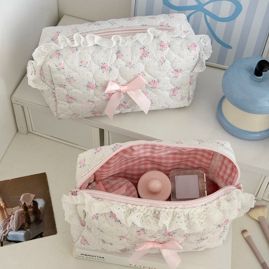 Floral Lace Makeup Travel Zipper Bag