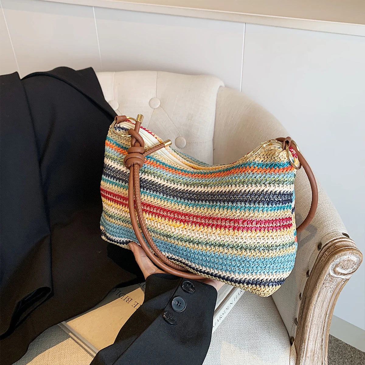 Large Capacity Striped Straw Wrist Bag for Women