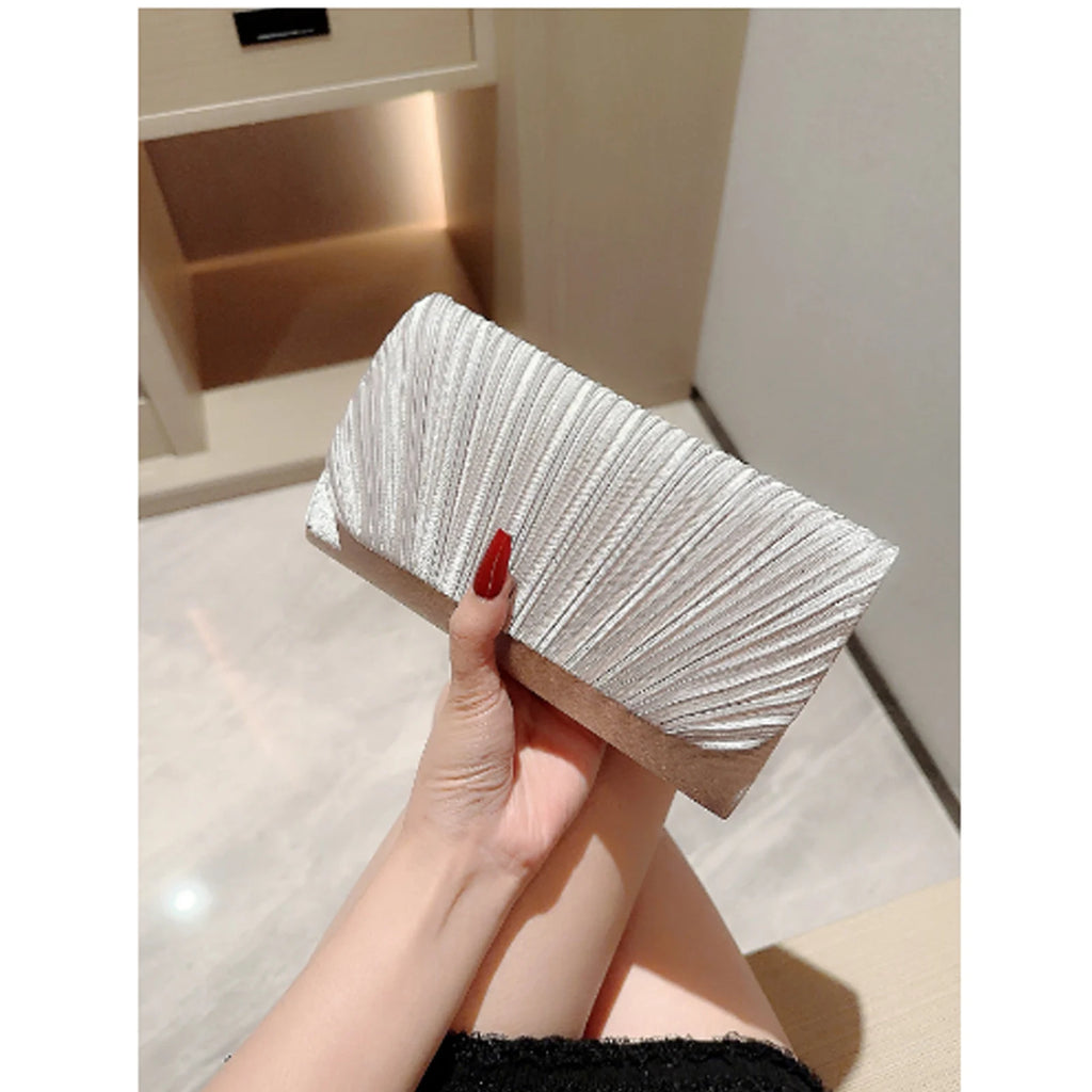 Elegant Chain Evening Clutch Bag for Women