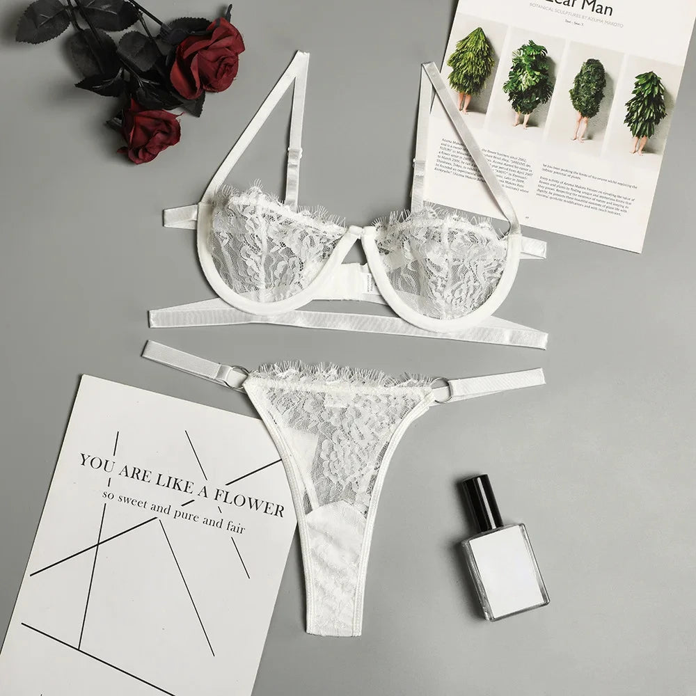 Woman Lace Underwear Fairy Embroidery Brief Sets