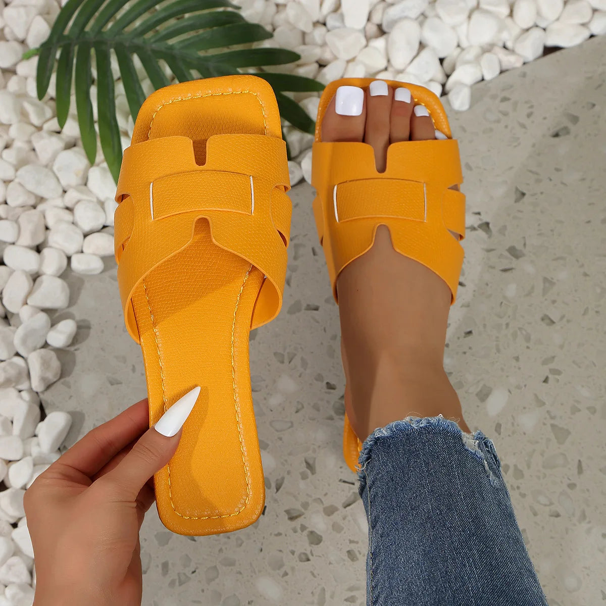 Women Summer Fashion Open-Toe Design Flat Sandals
