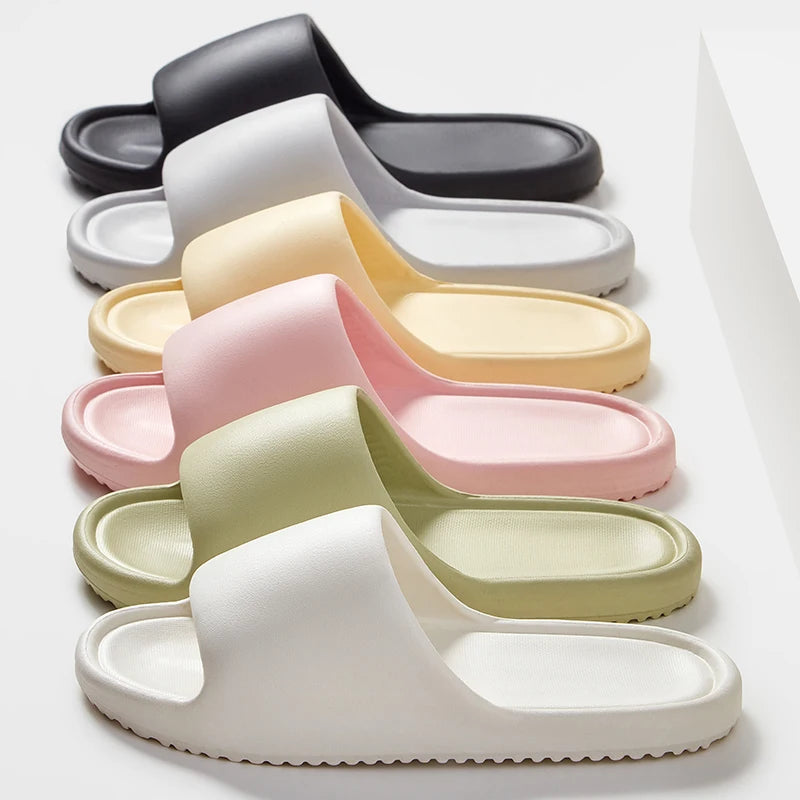 Men's Classy  Slippers for Women's Home Use Thick-Soled Indoor Summer Bread Sandals for Men's Couples Bathroom Bathing Non-Slip Slippers
