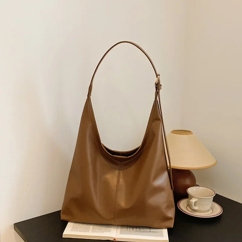 Retro Large Capacity Handmade Tote Shoulder Bag for Women