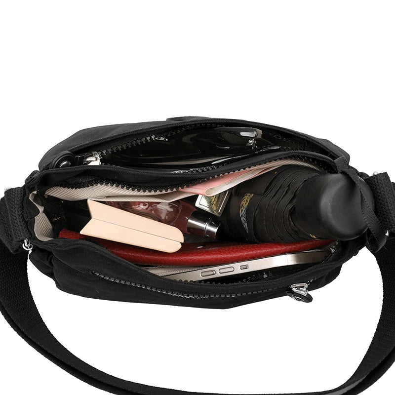 Simple new solid-color shoulder bag for women, lightweight and casual, versatile for all occasions, small square bag for outdoor