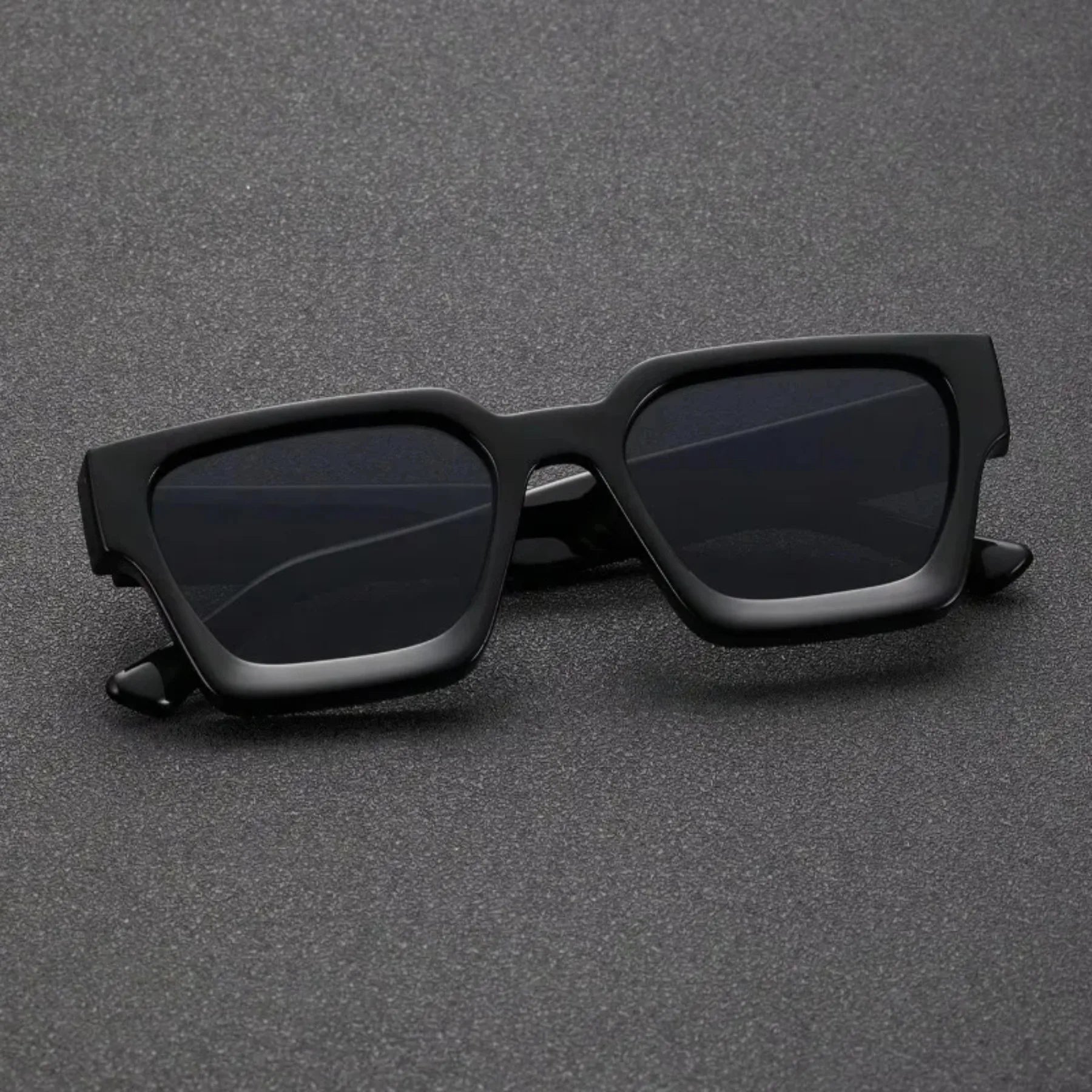 Men Fashion Square Plastic Frame Sunglasses