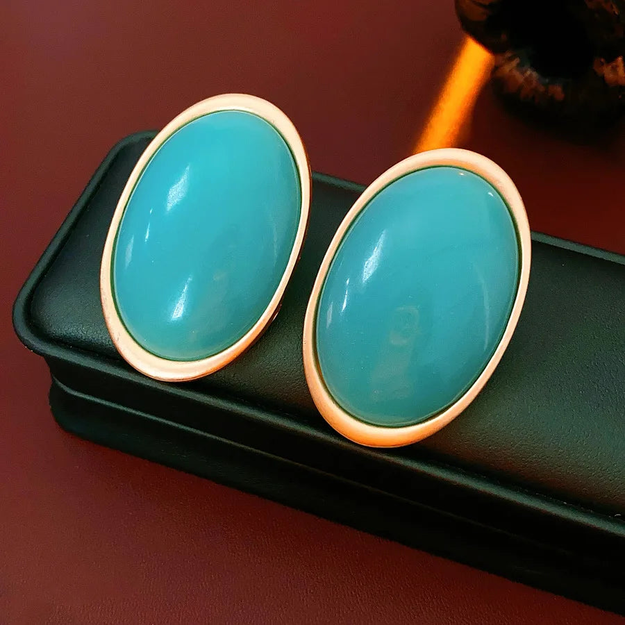 Women Vintage Red Resin Geometric Oval Stud Earrings
