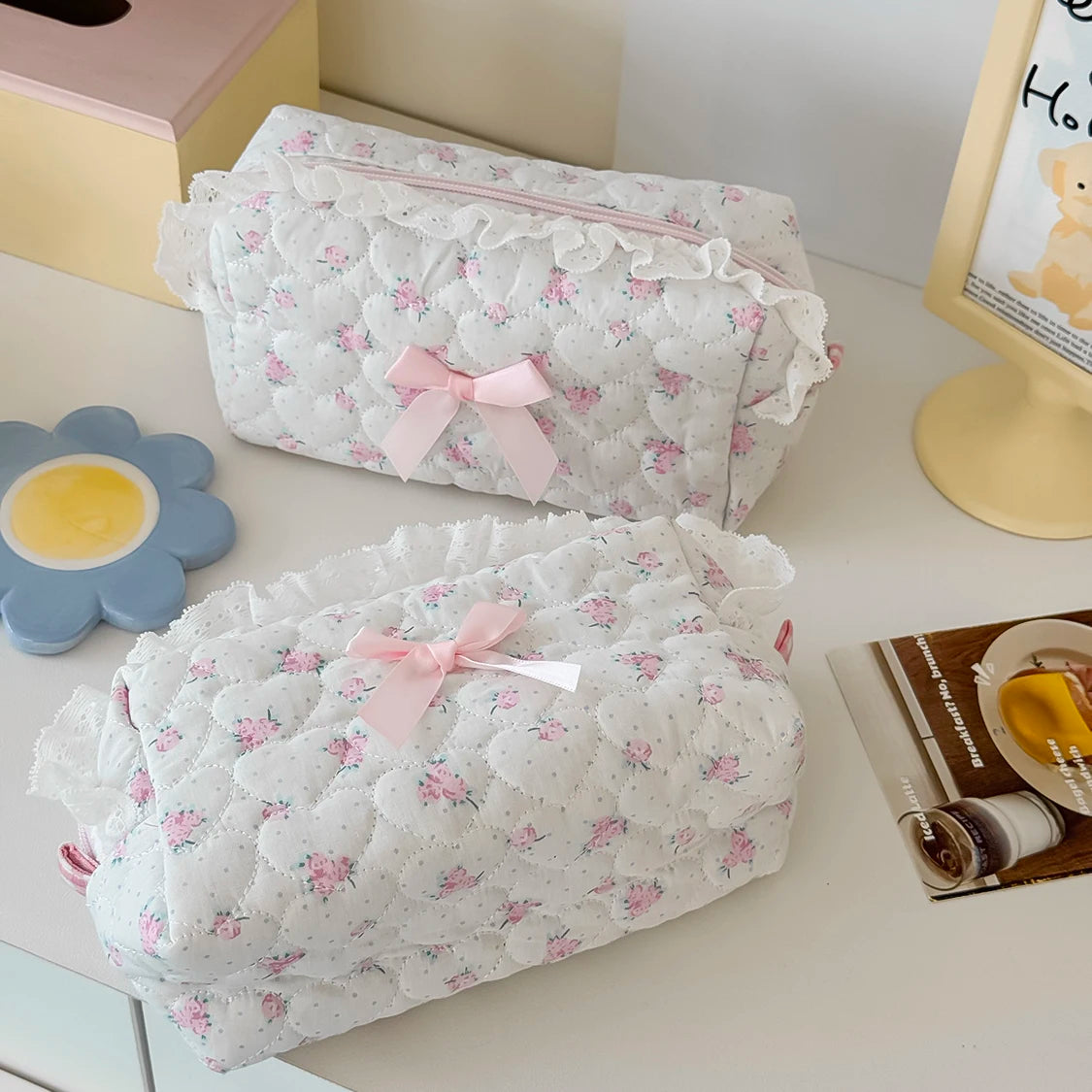 Floral Lace Makeup Travel Zipper Bag