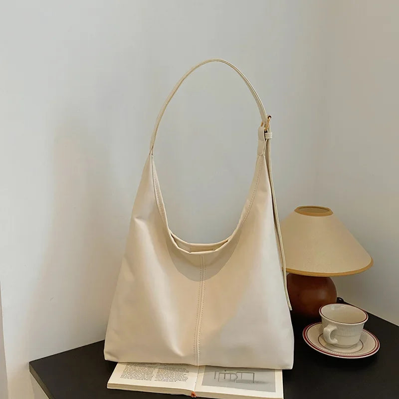 Retro Large Capacity Handmade Tote Shoulder Bag for Women