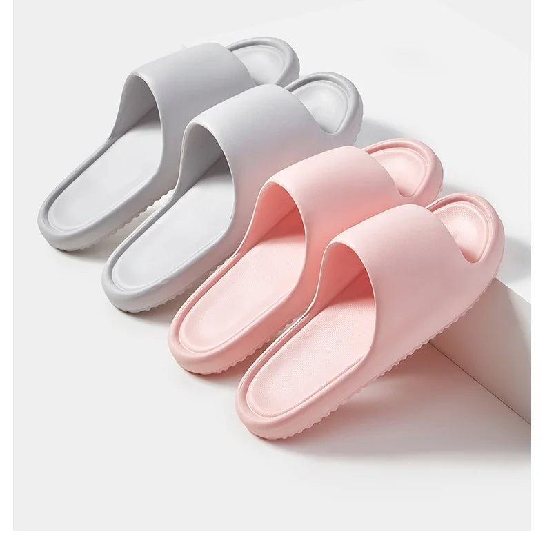Men's Classy  Slippers for Women's Home Use Thick-Soled Indoor Summer Bread Sandals for Men's Couples Bathroom Bathing Non-Slip Slippers