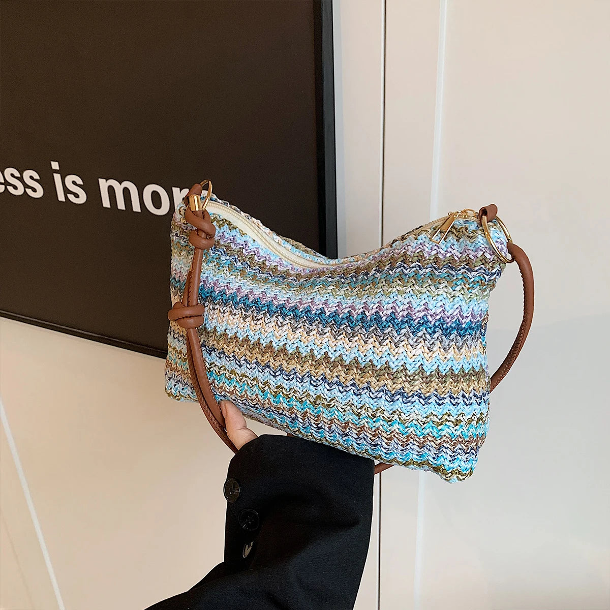 Large Capacity Striped Straw Wrist Bag for Women