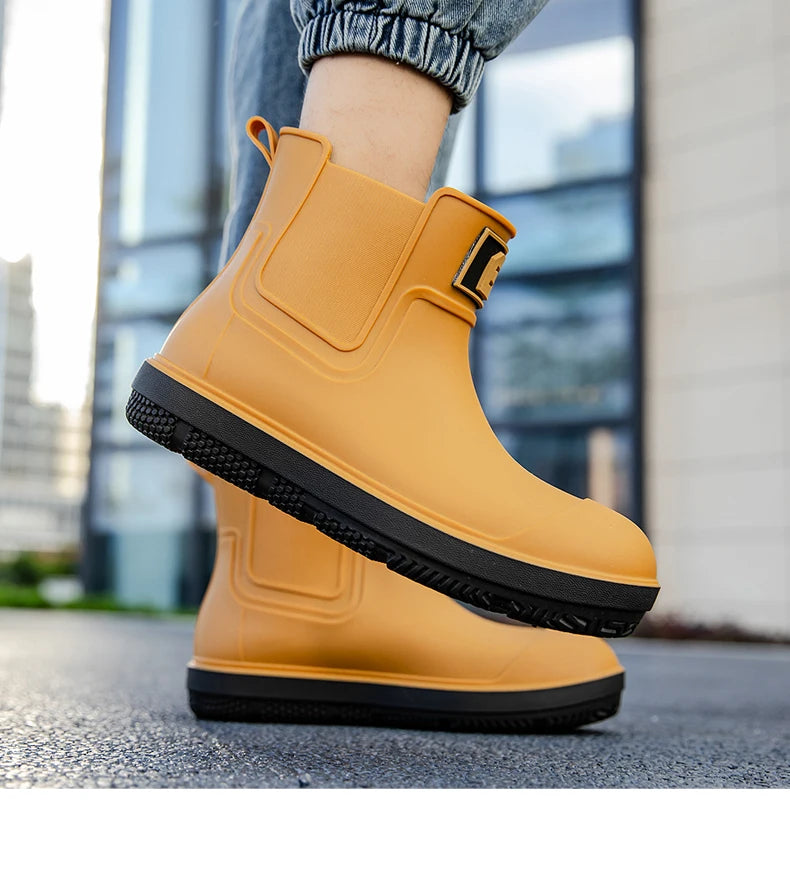 Men's Short-Tube Non-Slip Rain Boots, Fashionable Low-Top Water Shoes, Pvc One-Piece Molded Rain Boots, Waterproof Shoes for Farm Work
