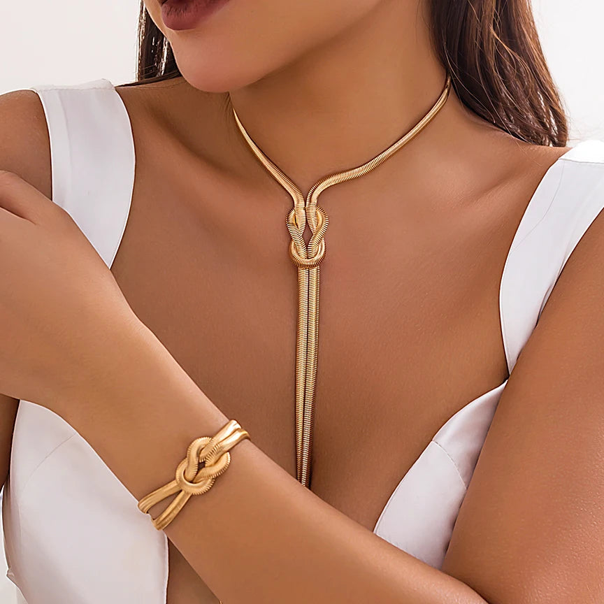 Women Snake Chain Necklace Bracelet Set