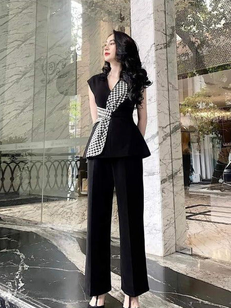 Stylish Black Checkered Top & Bottom Set for Women