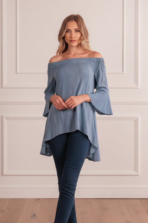 Off Shoulders Hi-Lo Hem Top